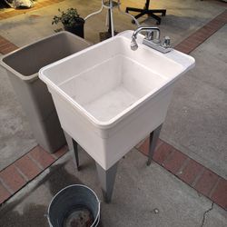 Manuel Laundry Washer