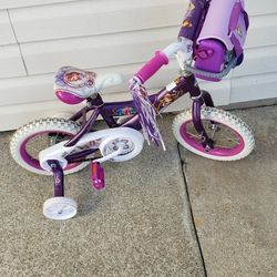 Disney Sofia The First 12 Inch Children Bike - in Like New Condition 