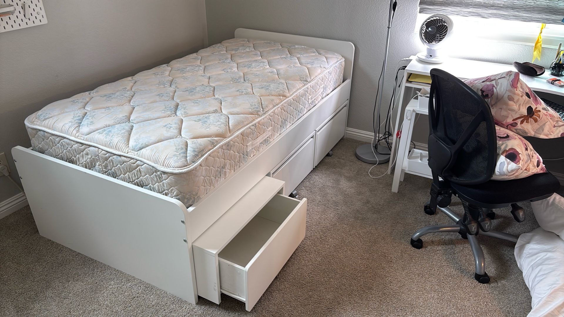 Twin Bed Frame With Three Pull Out Draws Under Bed