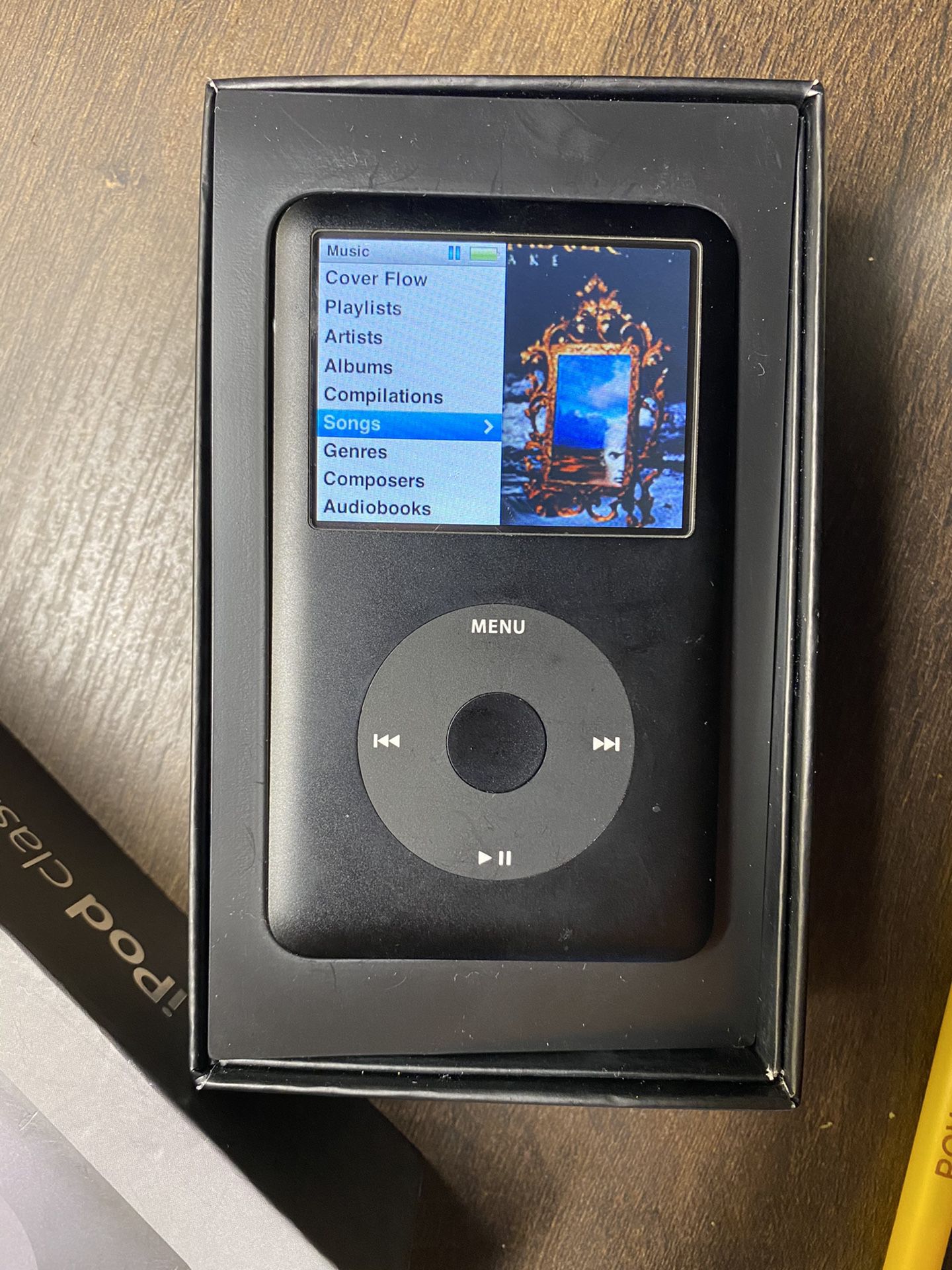 Near-new Apple iPod Classic 80gb with box and charger
