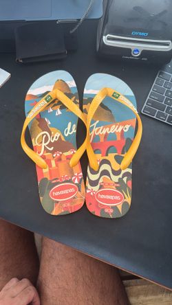 Havaianas Flip Flops Size 13M