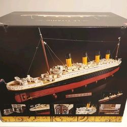 LEGO Icons: Titanic (10294) New Sealed Building Kit
