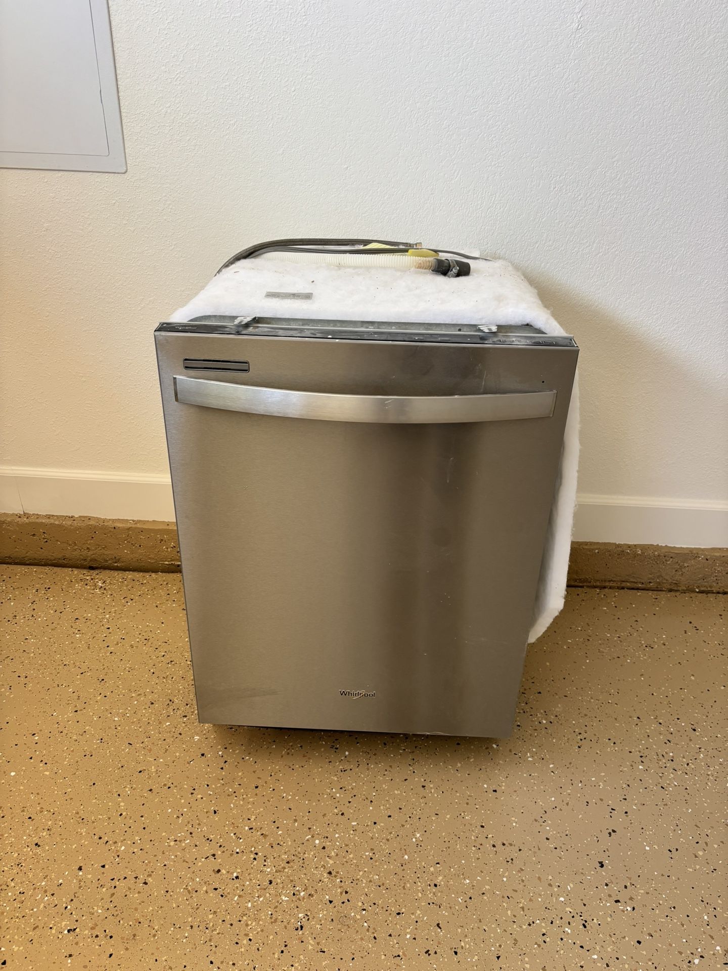 2022 Whirlpool Dishwasher