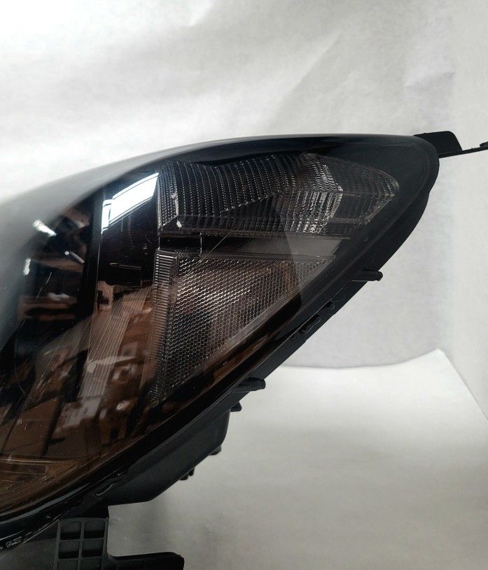 Headlight For 08-10 Honda Odyssey Left SIde only projector style