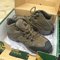 Mens Hiking Boot BRAND NEW