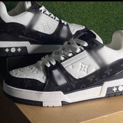 Lv Trainers 