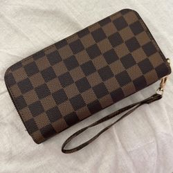 Checkered Wallet 