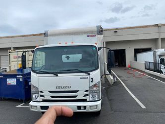 2019 ISUZU Box Truck - Straight Truck - NPR HD