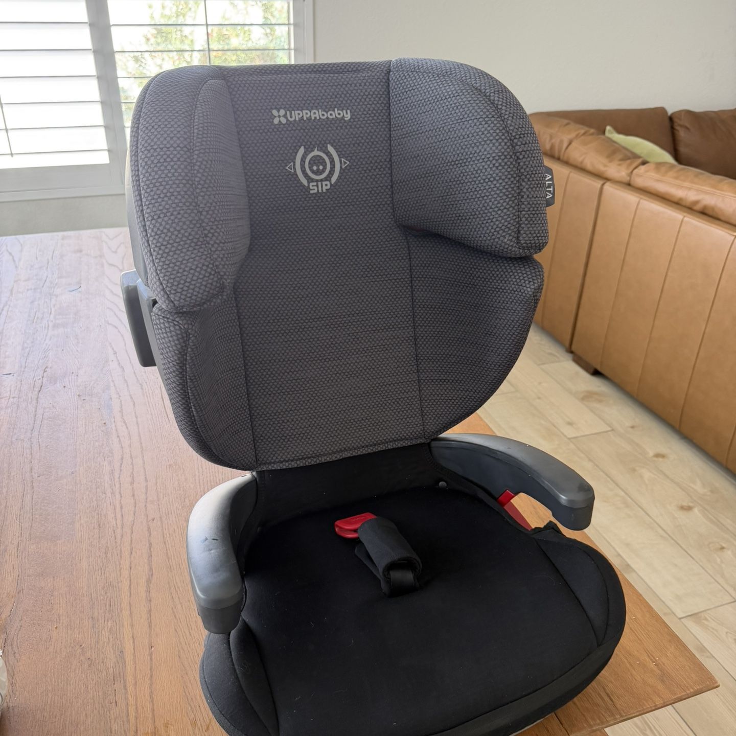 Uppababy Alta Booster Seat