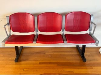 Retro Red 3-Person Airport Bench vintage  - Great Condition