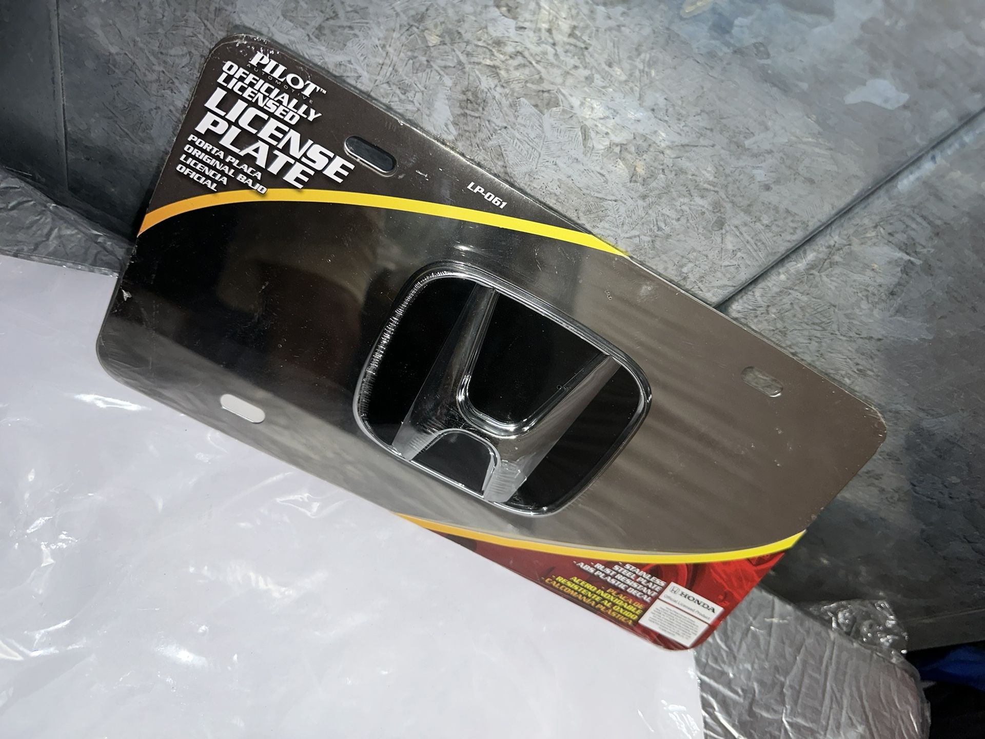 Honda Plate