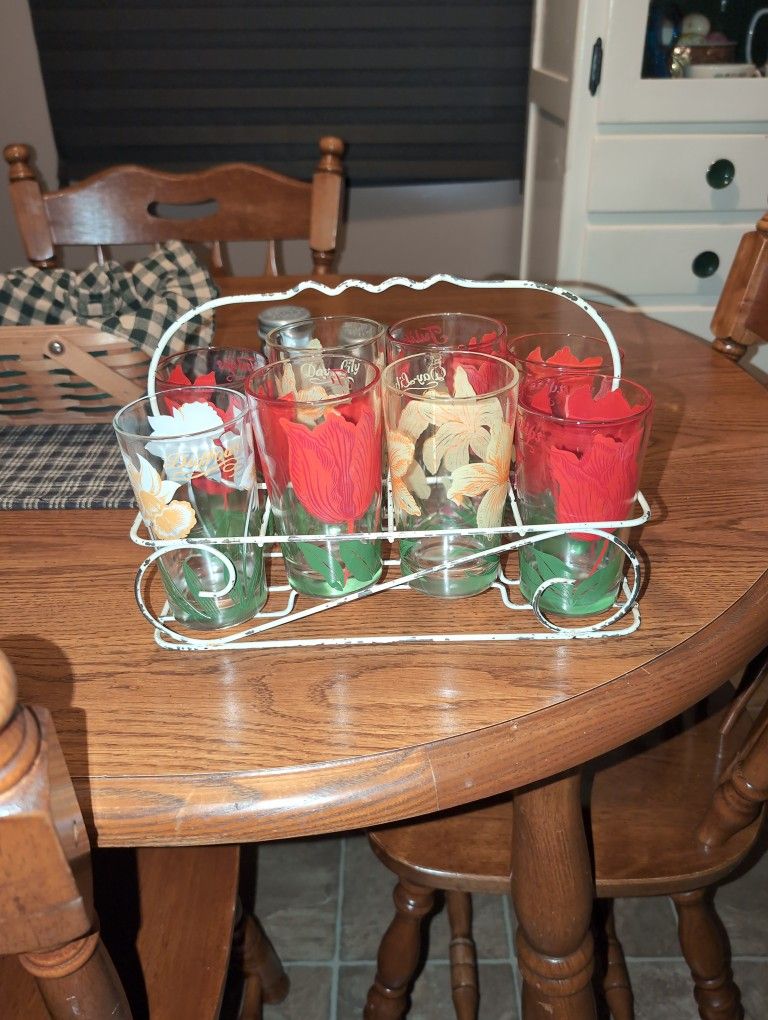 Tulip And Daffodils Drinking Glasses