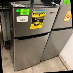 magic chef 4.5 cu refrigerator hmdr450se