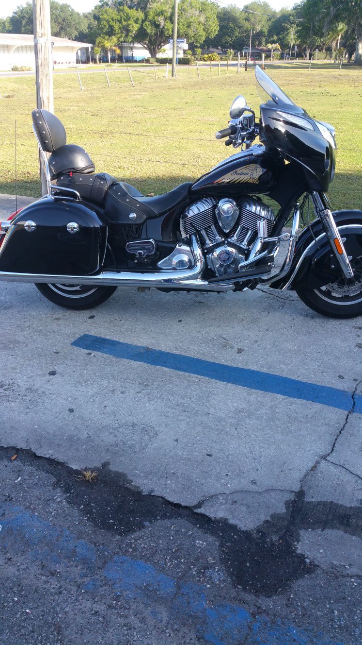 Indian Chieftain 2015 motorcycle