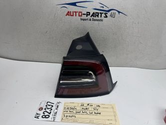 3pinsplug 2017 - 2022 TESLA MODEL 3 / Y RIGHT PASSENGER LED TAIL LIGHT OEM AY82337