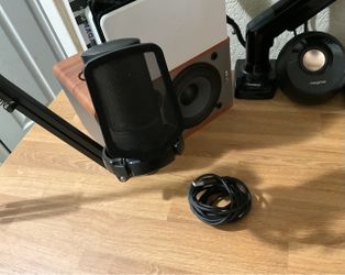 Fifine Mic With Arm
