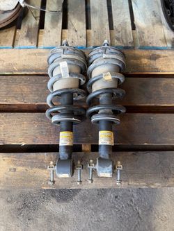2014-2018 Chevy Silverado 1500 Front Struts / Front Shock Absorbers OEM