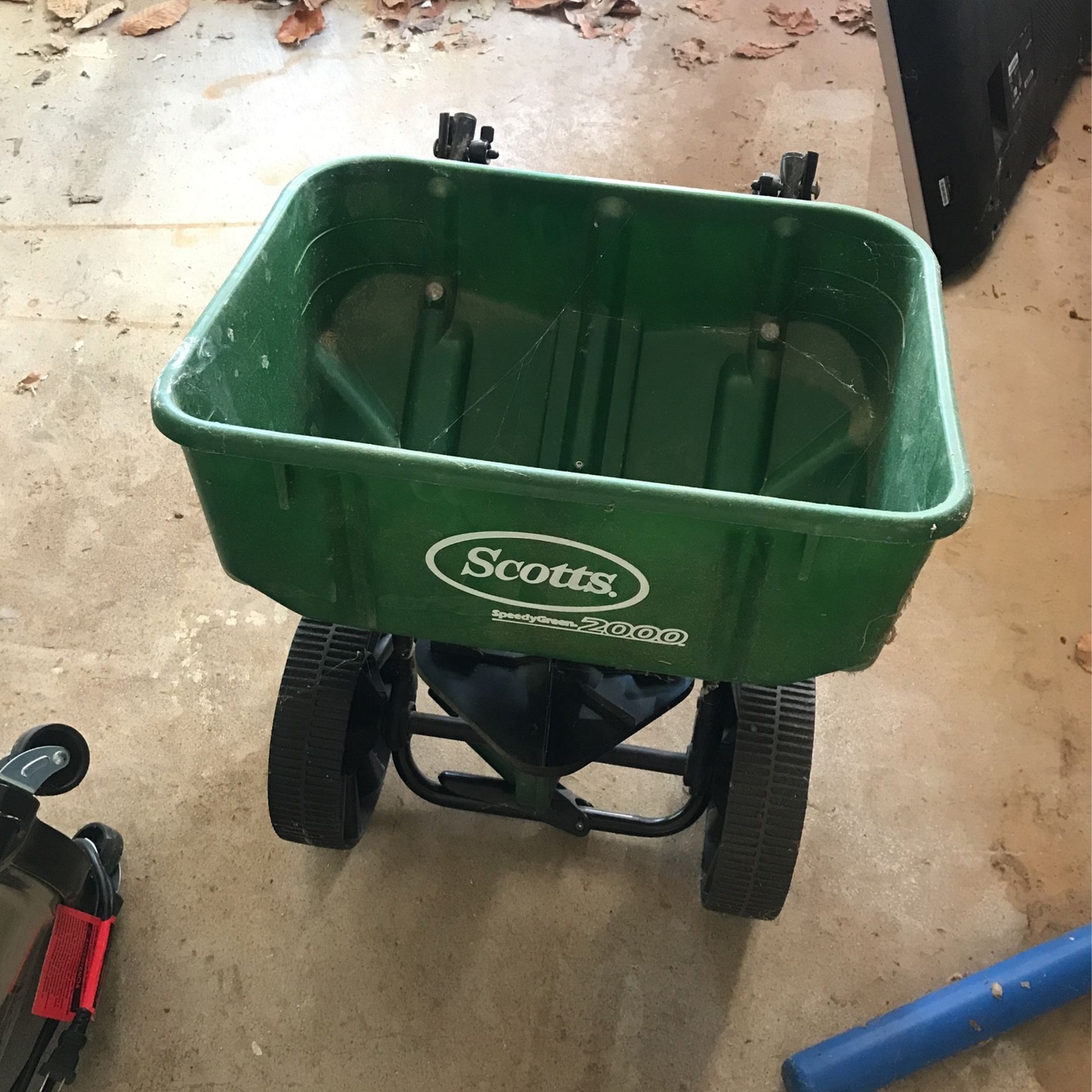 Scott’s Rotary Seed Spreader 