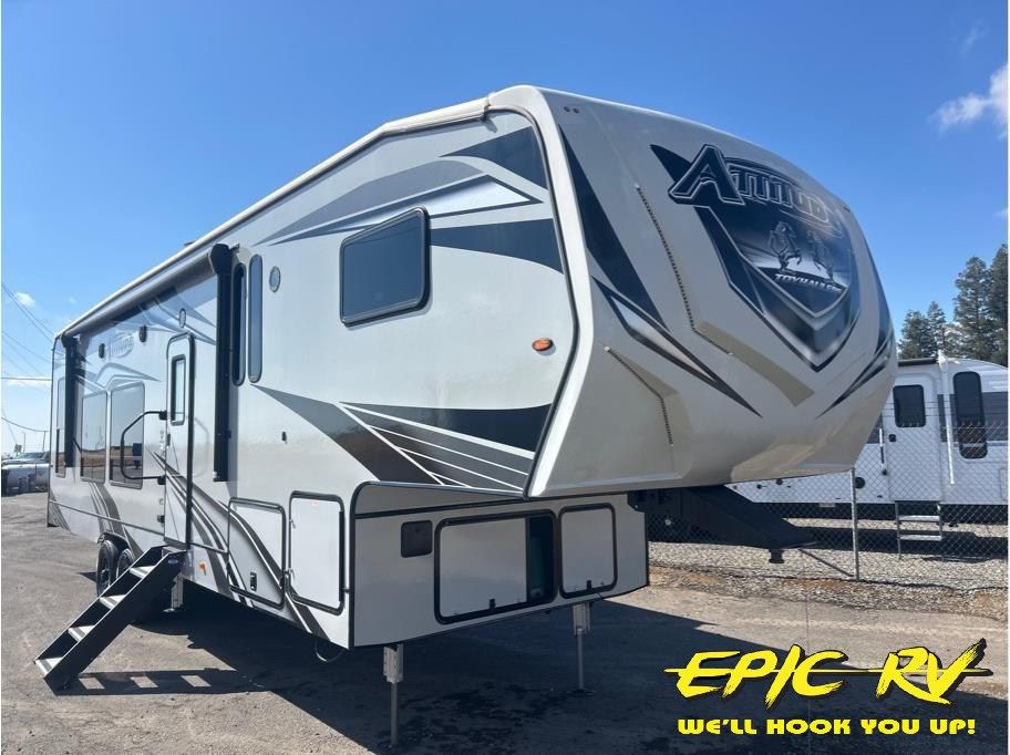 2023 Eclipse Attitude 3322SAG
