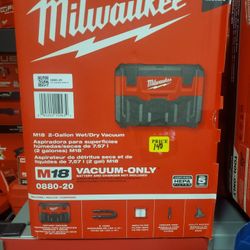 MILWAUKEE VACUUM 