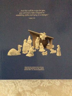 Avon Porcelain Nativity Set