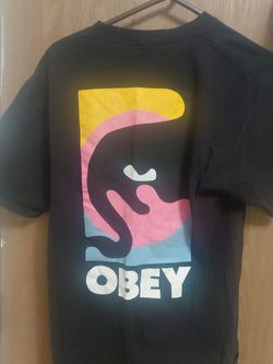 Obey Black large t shirt