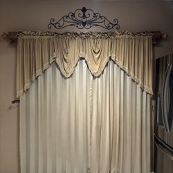 Beautiful curtain set Included mounting Bracket And Curtains And Drapes.