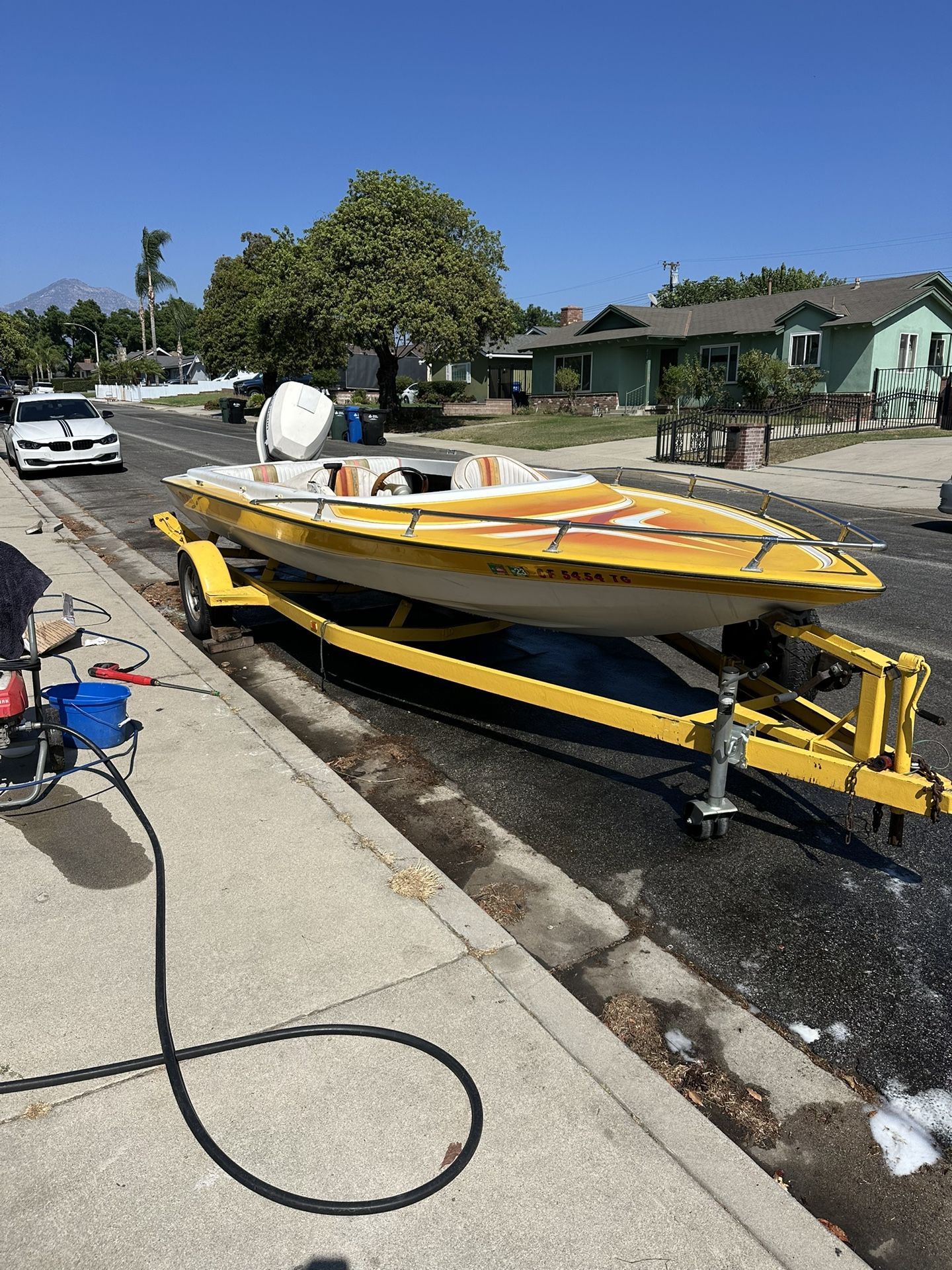 Outboard Speed Boat