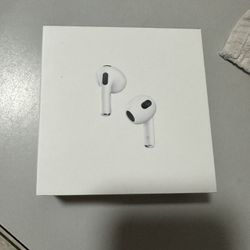 Apple AirPods (3 Gen)