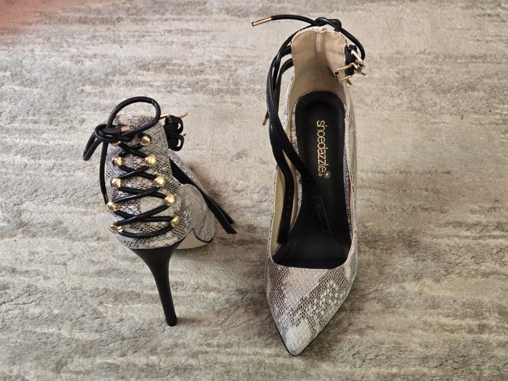 Cream/Grey Snake Skin Size 6