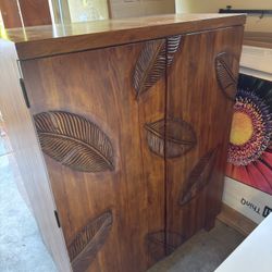 Wardrobe / Armoire