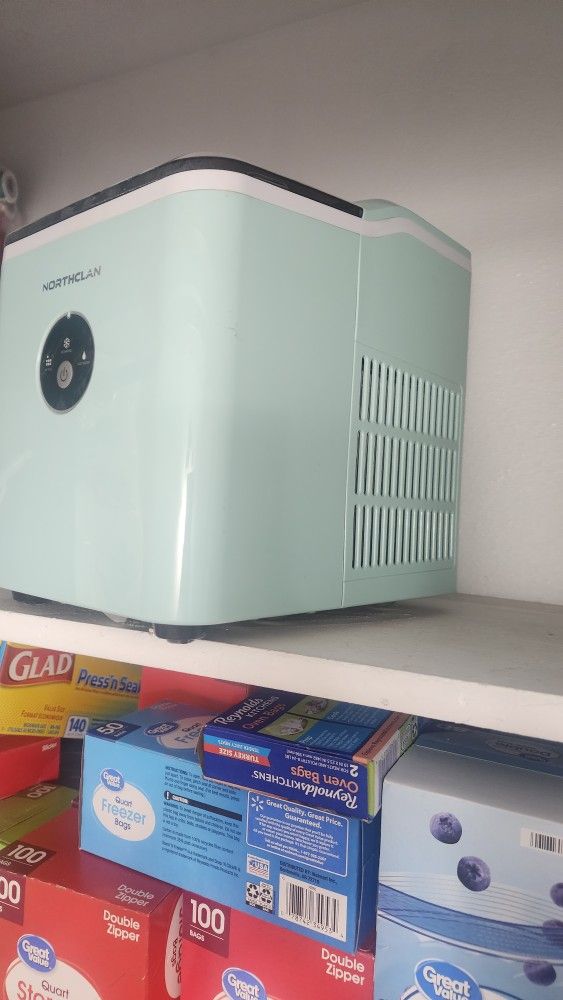 Ice Maker 