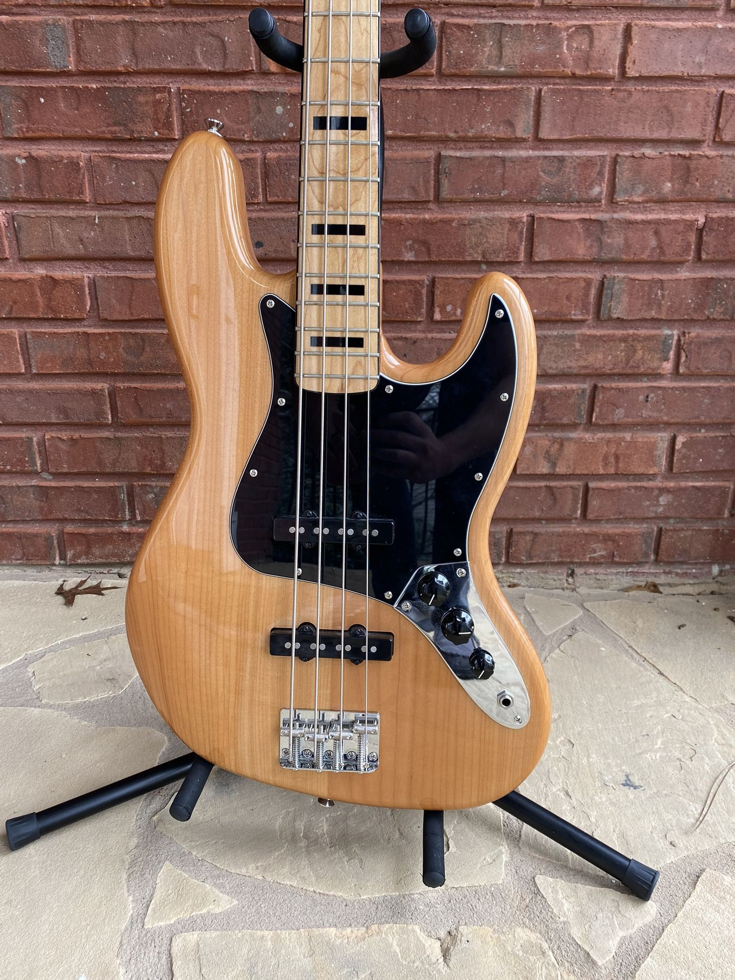 Squier Vintage Modified Jazz Bass 2016 w/ upgrades - Natural