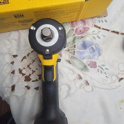 Dewalt Wrench 1/2 100% New