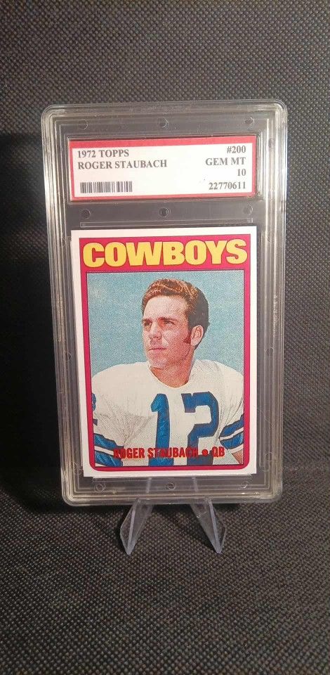 Graded 1972 Topps ROGER STAUBACH RC #200 *RP*