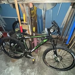 Trek Mountain Bike