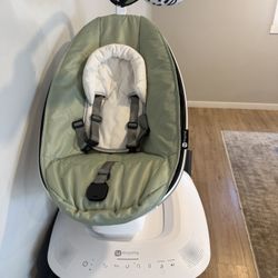 Uppababy Mamaroo Smart Swing, Baby Swing, Brand New!  Bluetooth, WiFi, Multi Mode