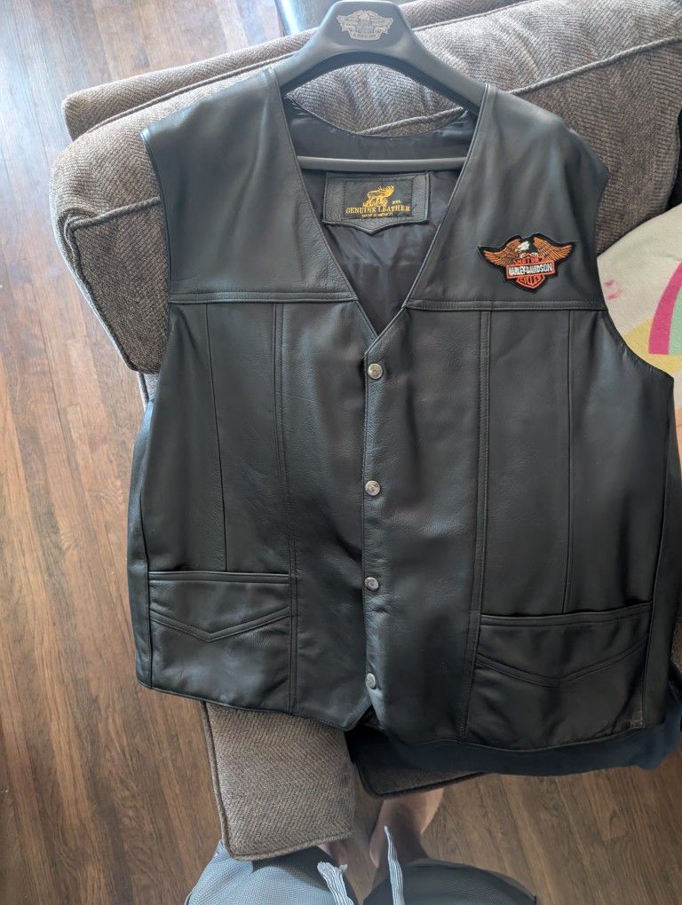 Leather VEST XXL