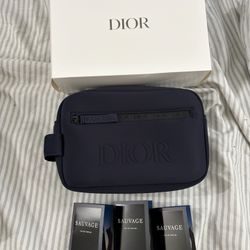 Savauge Pouch And Perfume 