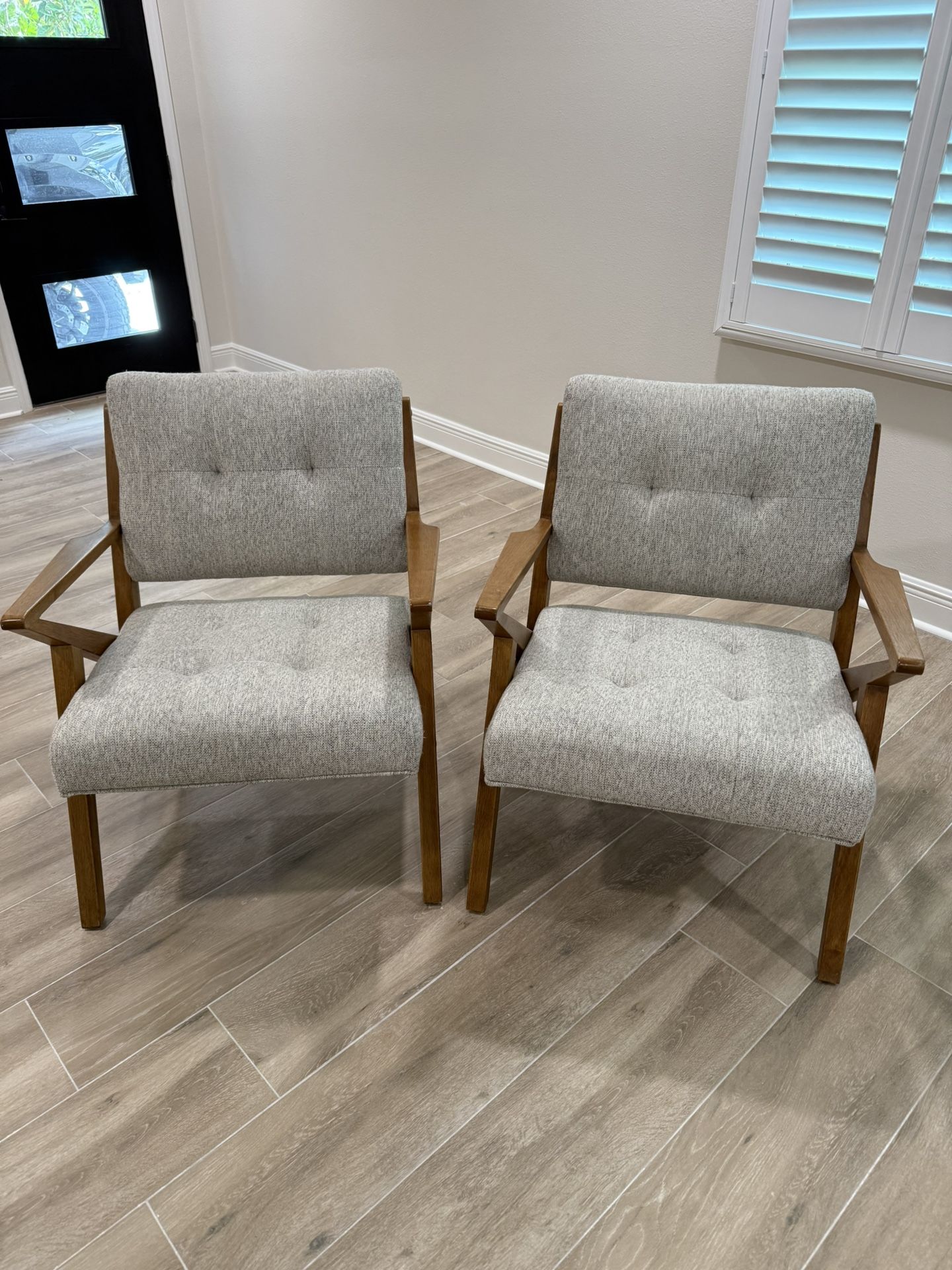 Lounge Ascent Chairs