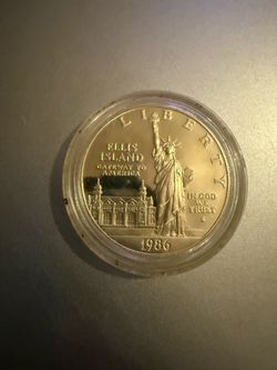 1986-S  Statue of Liberty Commemorative Silver Dollar