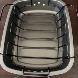 Turkey roasting pan with rack