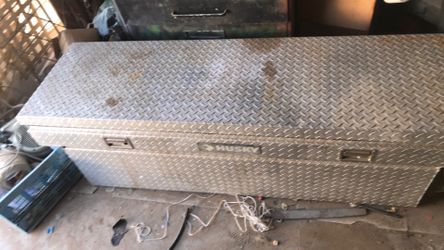 Husky tool box for truck