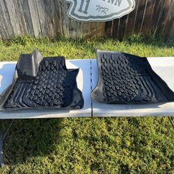 2020 Jeep Renegade Molded Floor Mats
