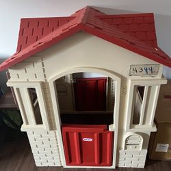 Little Tikes Cape Cottage Kids Play House- Used
