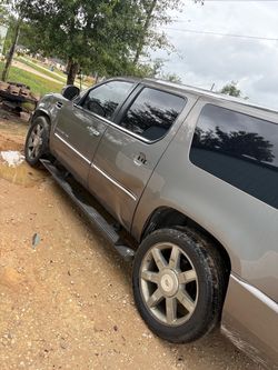 2011 Cadillac Escalade