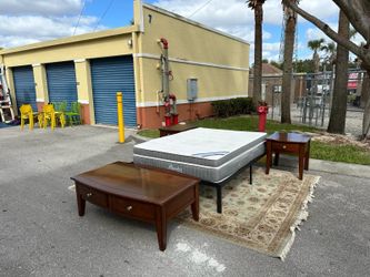 FULL SET. MATRESS, METAL BOX, TWO NIGHTSTAND AND TV STAND. SOLID WOOD - Same day delivery 🚚 💨