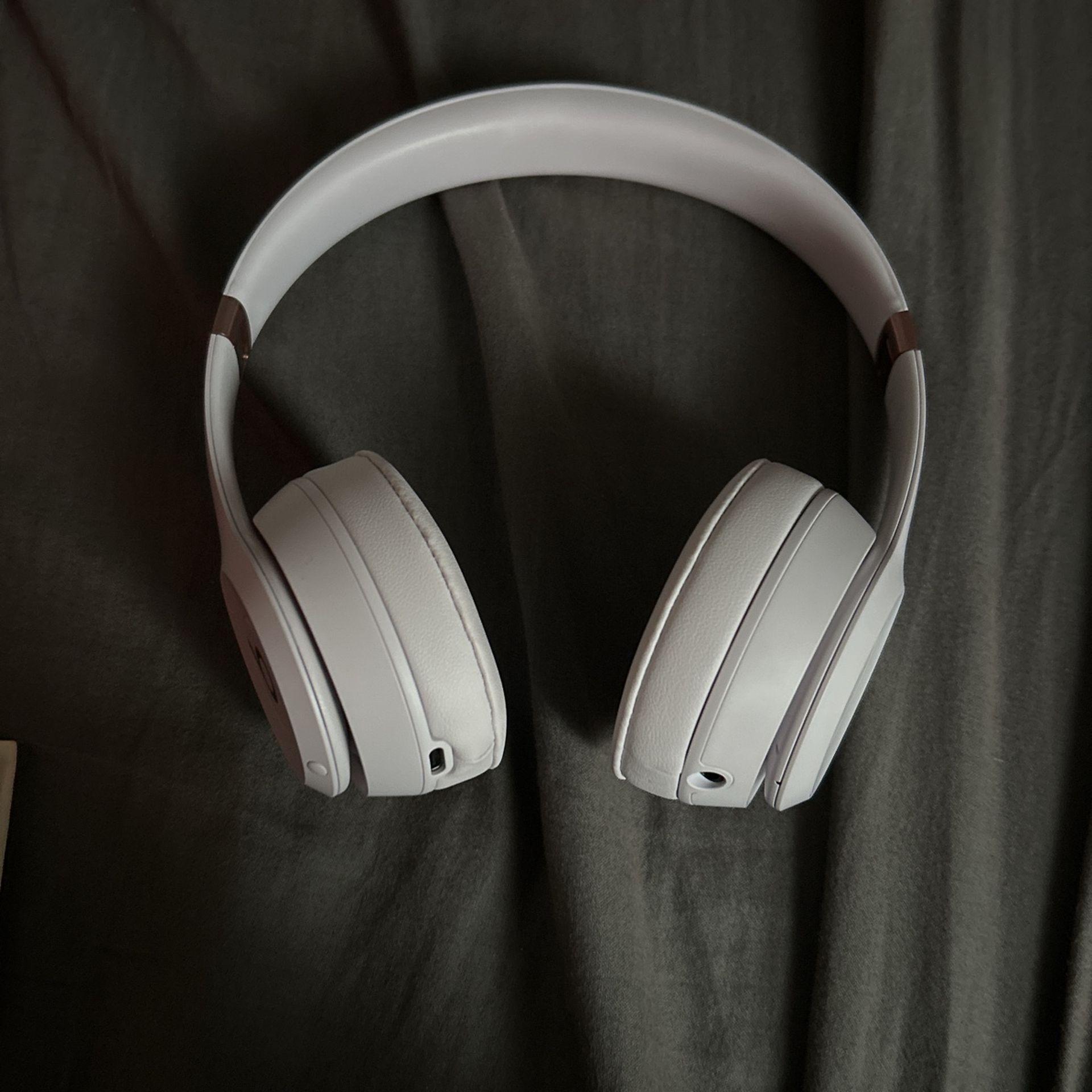 Beats Solo 4s