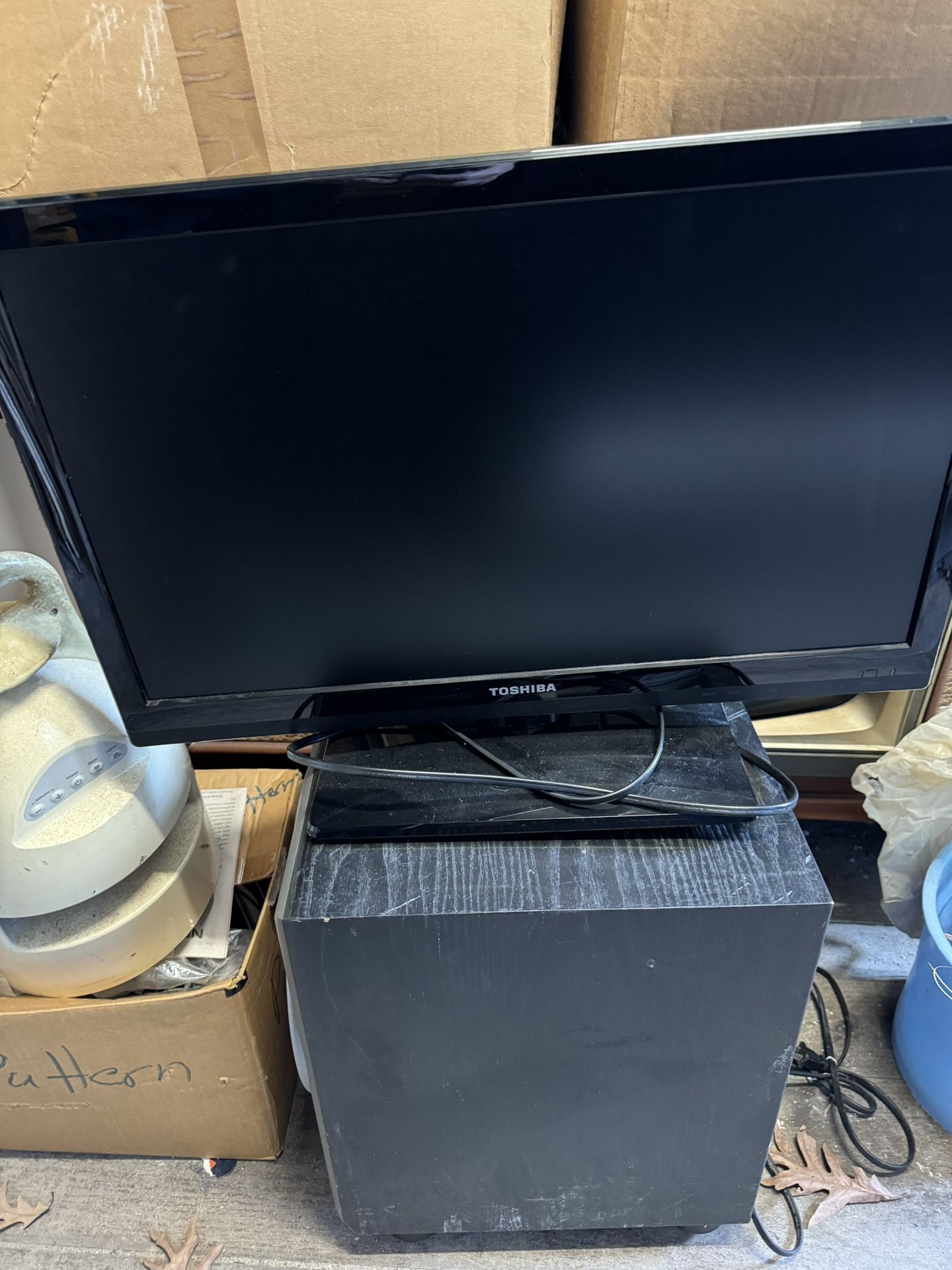 Toshiba TV With Remote