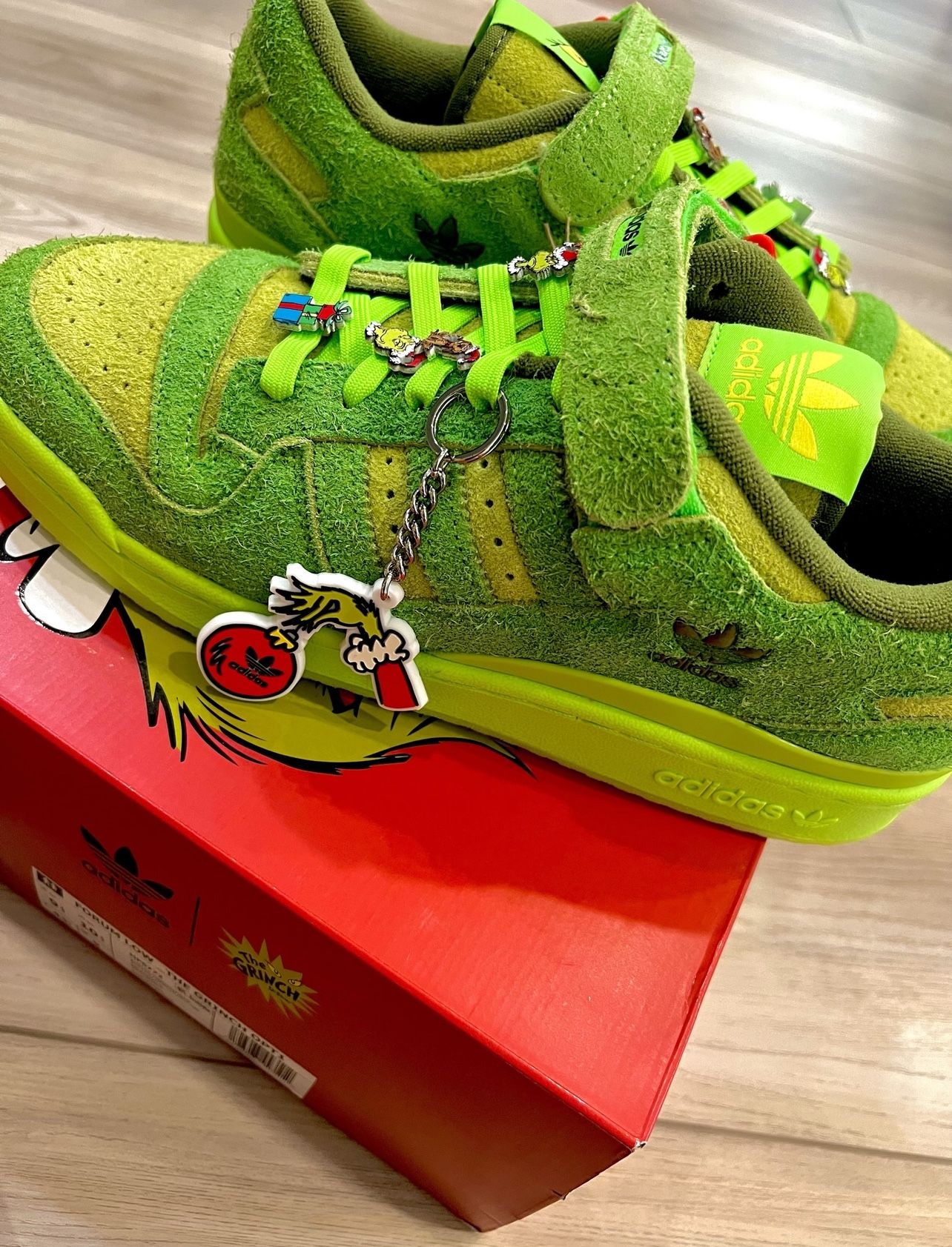 adidas gazelle silver green womens Kid's The Grinch X adidas Forum Low 